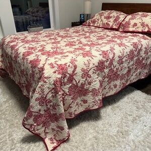 Floral Red and White Quilt